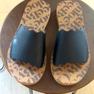 NWOT See By Chloe scalloped black leather slides size 8 half an inch sole
